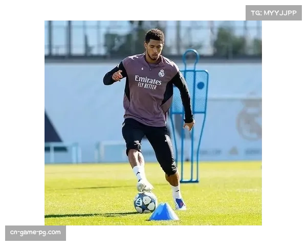 射手榜：多夫比克20球领跑，贝林厄姆18球紧随其后